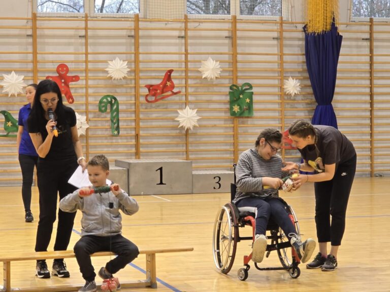 Piknik sportowy - Integracja zaczyna się w sercu 05